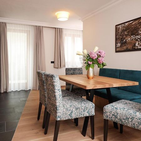 גרוסארל Living Central מראה חיצוני תמונה