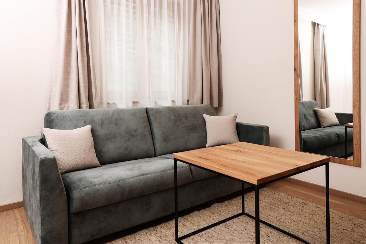 גרוסארל Living Central מראה חיצוני תמונה